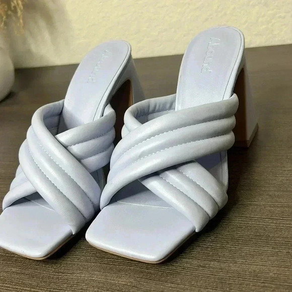 Abound Pearl Cross Band Block Heeled Sandals - Picture 2 of 14